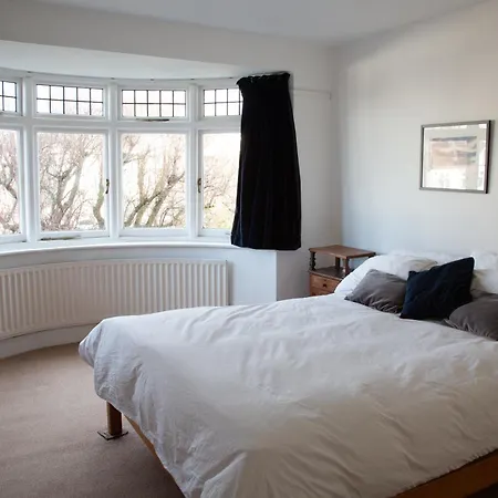 Cherry Tree Guest house Bristol